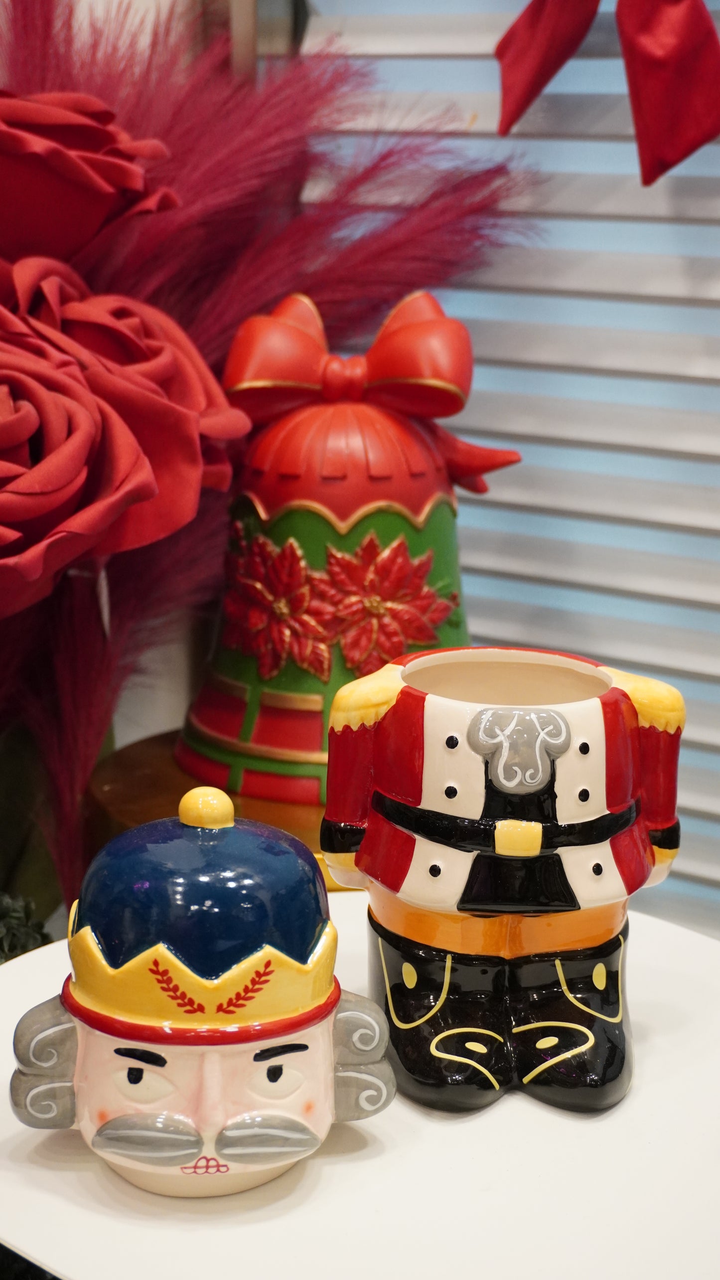 Barattolo schiaccianoci