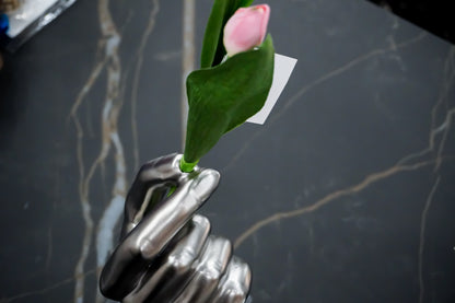 Scultura mano "Vaso"