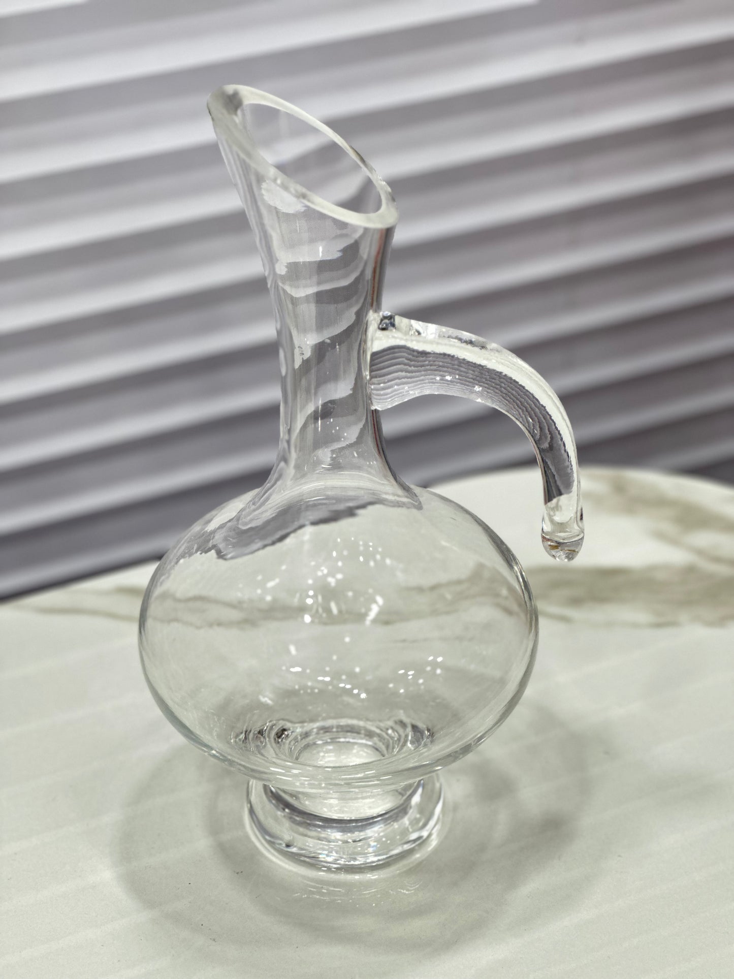 Brocca in vetro | Sinuosa