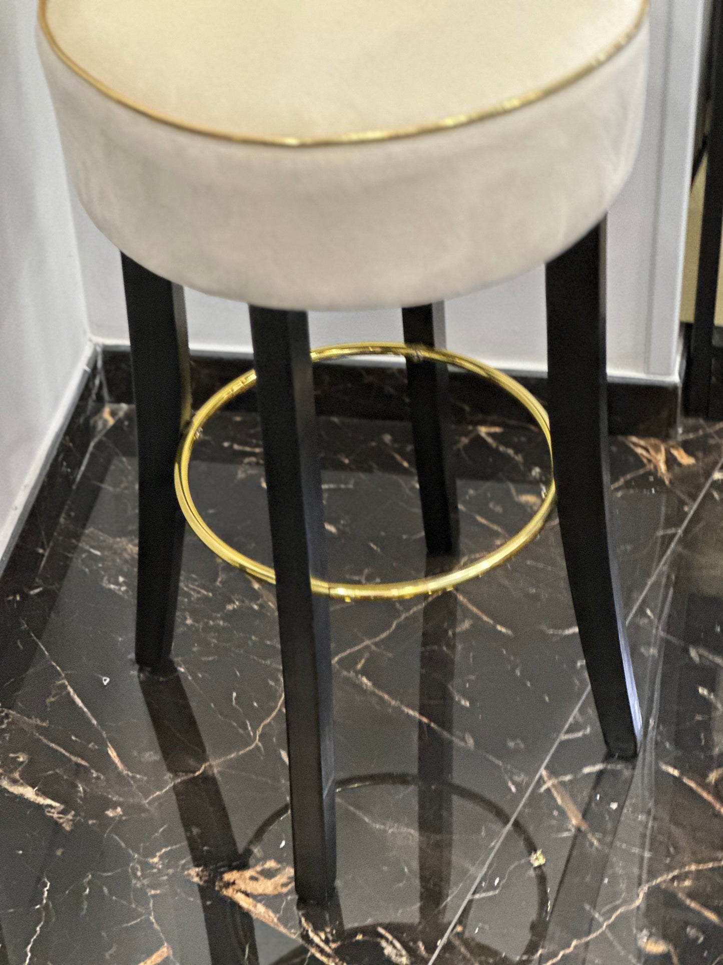 Sgabello Luxury Beige