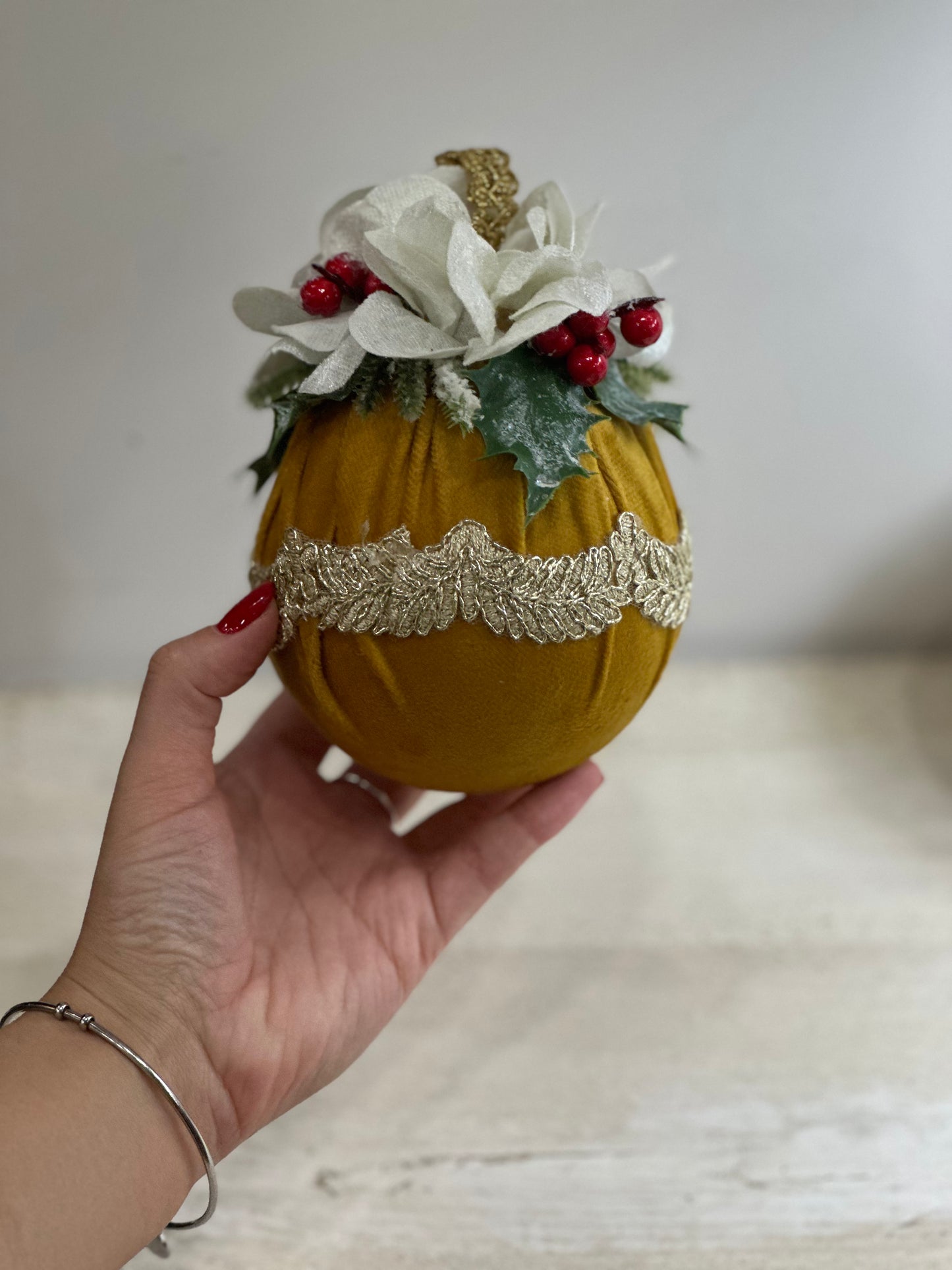 Pallina Natalizia Fiori Artigianale